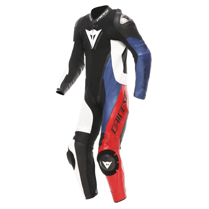 ダイネーゼの新作レザースーツ『DEMON SPRINT PERF 1PC LEATHER SUIT
